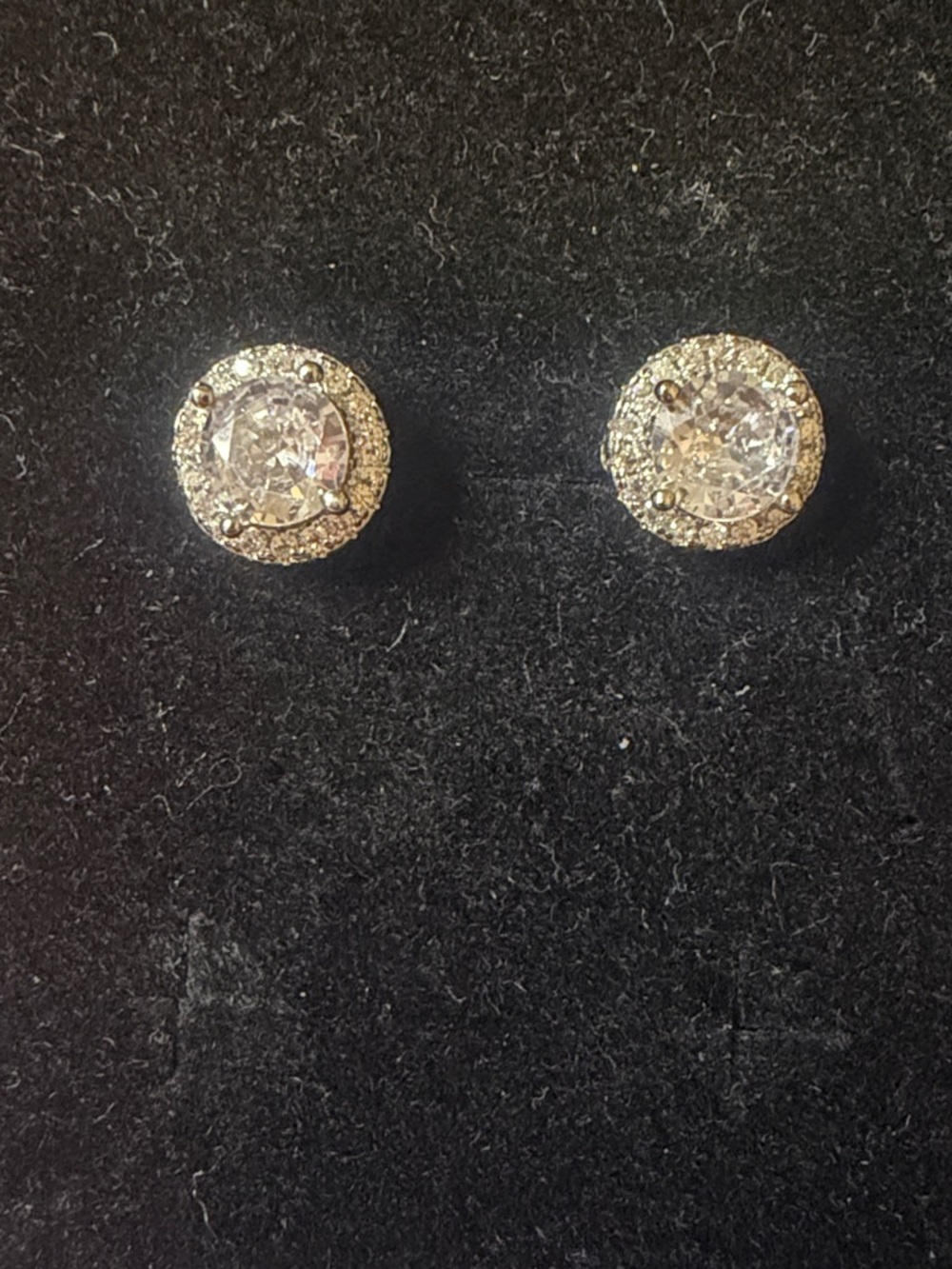 Stainless steel CZ Crystal Halo Stud Earrings - Clear/silver